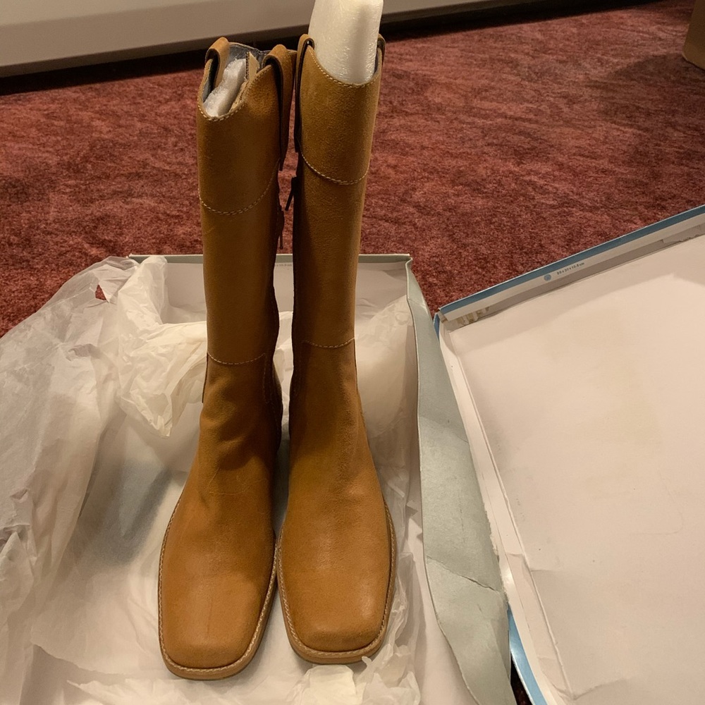 Nine West suede boots
